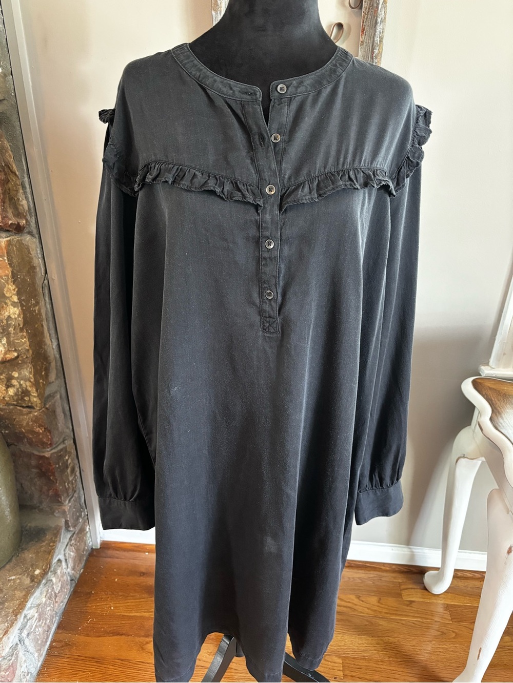 Women's Black Long Sleeve Ruffle Yoke Dress